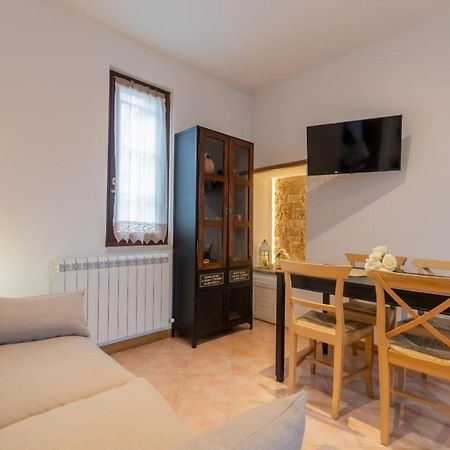 Residenza Messer Pajola Ассизи Экстерьер фото